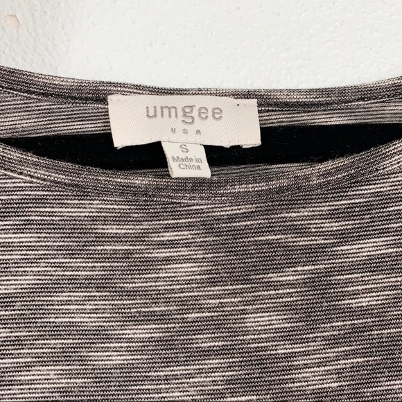 Umgee Long Sleeve Floral Print Ruffle Hem Tunic - Picture 7 of 7